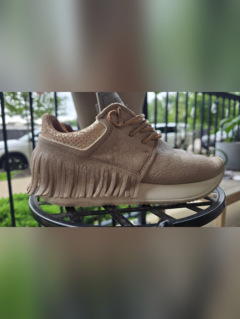 ESSEutESSE Beige Leather Fringe Sneakers Women’s Size 6.5 Lace Up Casual Shoes